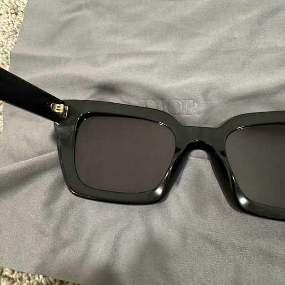 Chanel ch5509 square sunglasses with case - Picture 11 of 15